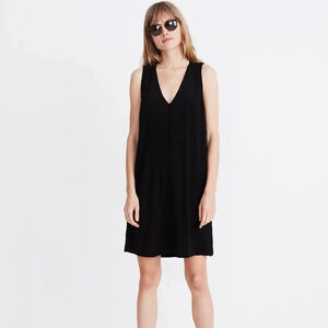 Madewell Heather Button-Front Dress in Black
